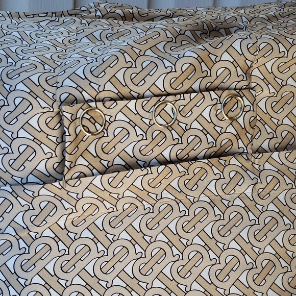 BURBERRY TB MONOGRAM 100% SILK OVERSIZED SHIRT BLOUSE TOP - Picture 7 of 13